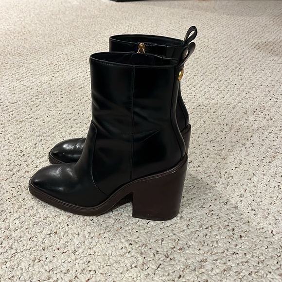 Super cute black Tory Burch booties - Picture 3 of 9